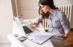 Attracting Customers Online: The Best Tactics Attracting Customers Online